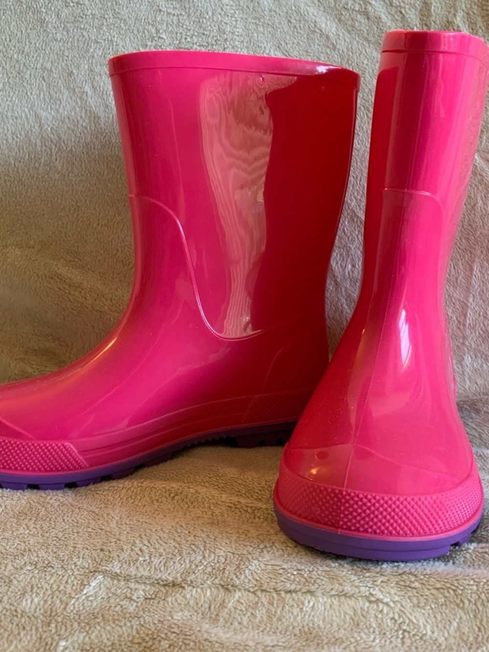 Toddler rainy day bundle 4T - Picture 2 of 6